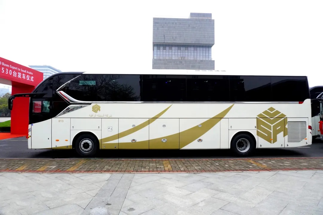 江淮汽车530台安凯客车出口沙特，彰显中国品牌实力与客运服务新高度